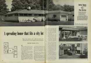 Better Homes & Gardens October 1947 Magazine Article: A spreading house that fits a city lot