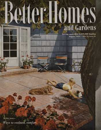 Better Homes & Gardens August 1952 Magazine Cover