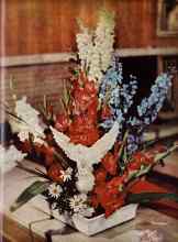 Better Homes & Gardens July 1960 Magazine Article: Cool, cool WHITE!