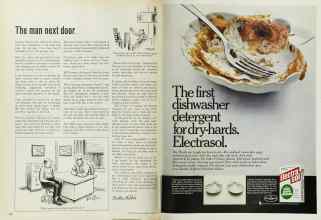 Better Homes & Gardens February 1971 Magazine Article: Page 130