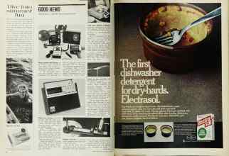 Better Homes & Gardens June 1971 Magazine Article: Page 18