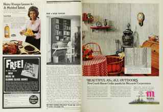 Better Homes & Gardens November 1971 Magazine Article: Page 60