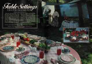Better Homes & Gardens June 1981 Magazine Article: Table Settings FOR A POSH BACKYARD PICNIC