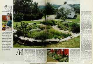 Better Homes & Gardens April 1983 Magazine Article: Page 44
